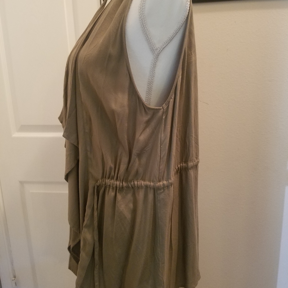 Vest - Picture 3 of 5